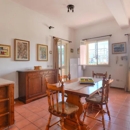 Eleonora Hébergement de vacances *