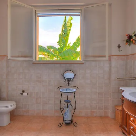 Holiday home Eleonora *